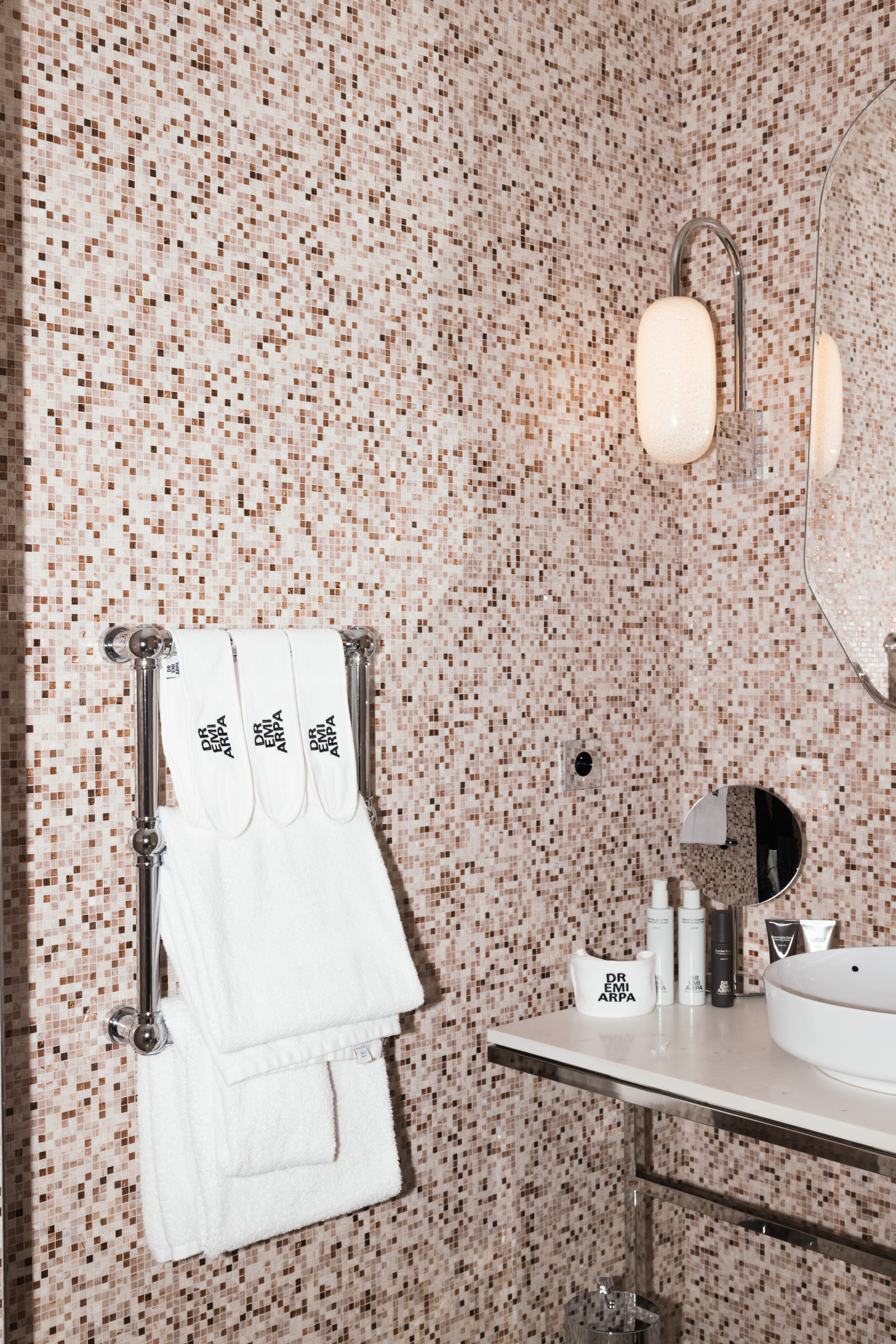 Dr. Emi Arpa Skin by Stephie Braun