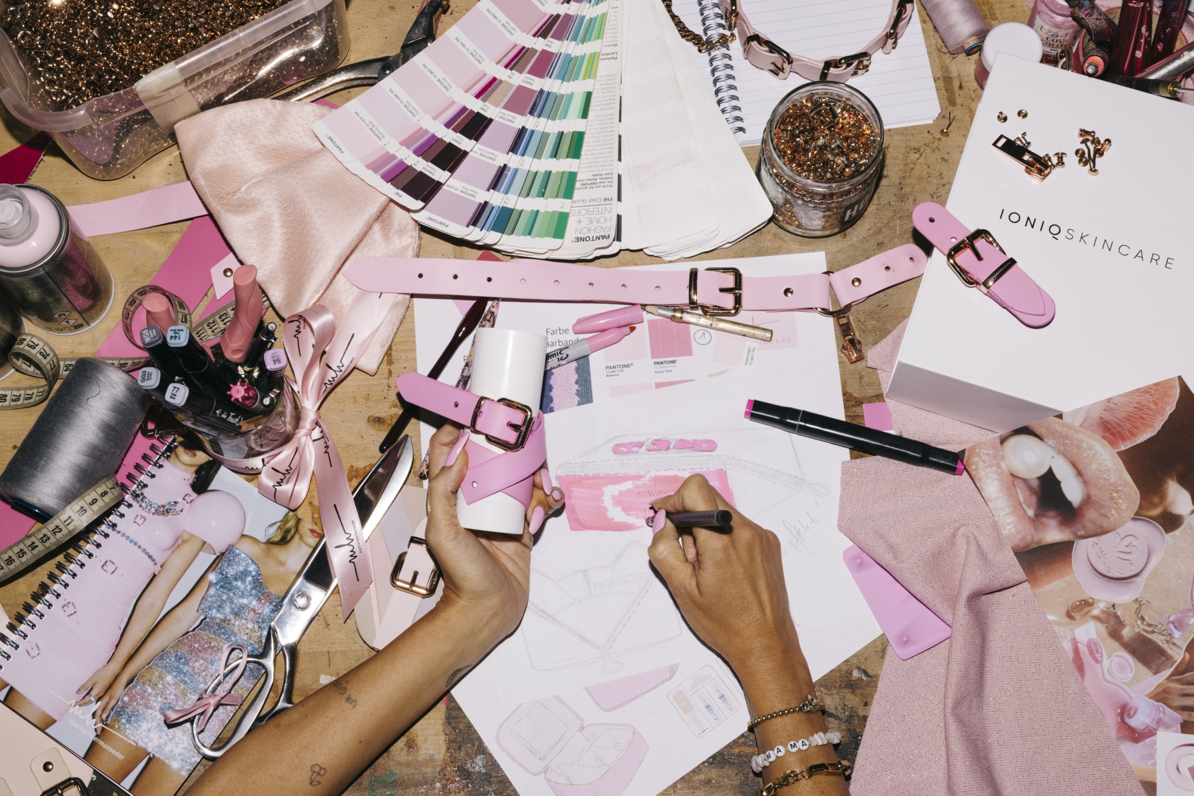 Ioniq Skincare by Stephie Braun